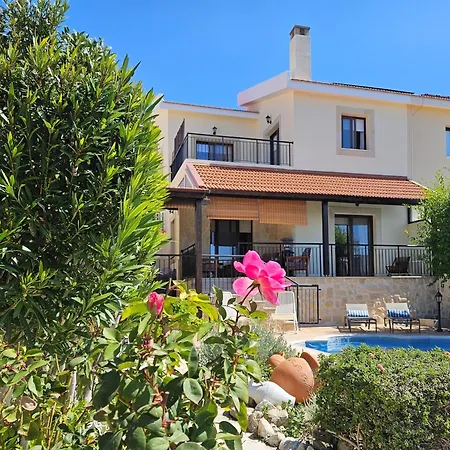 Villa Ithaki House *