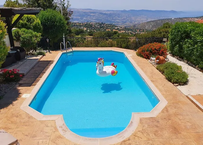 Ithaki House Villa *